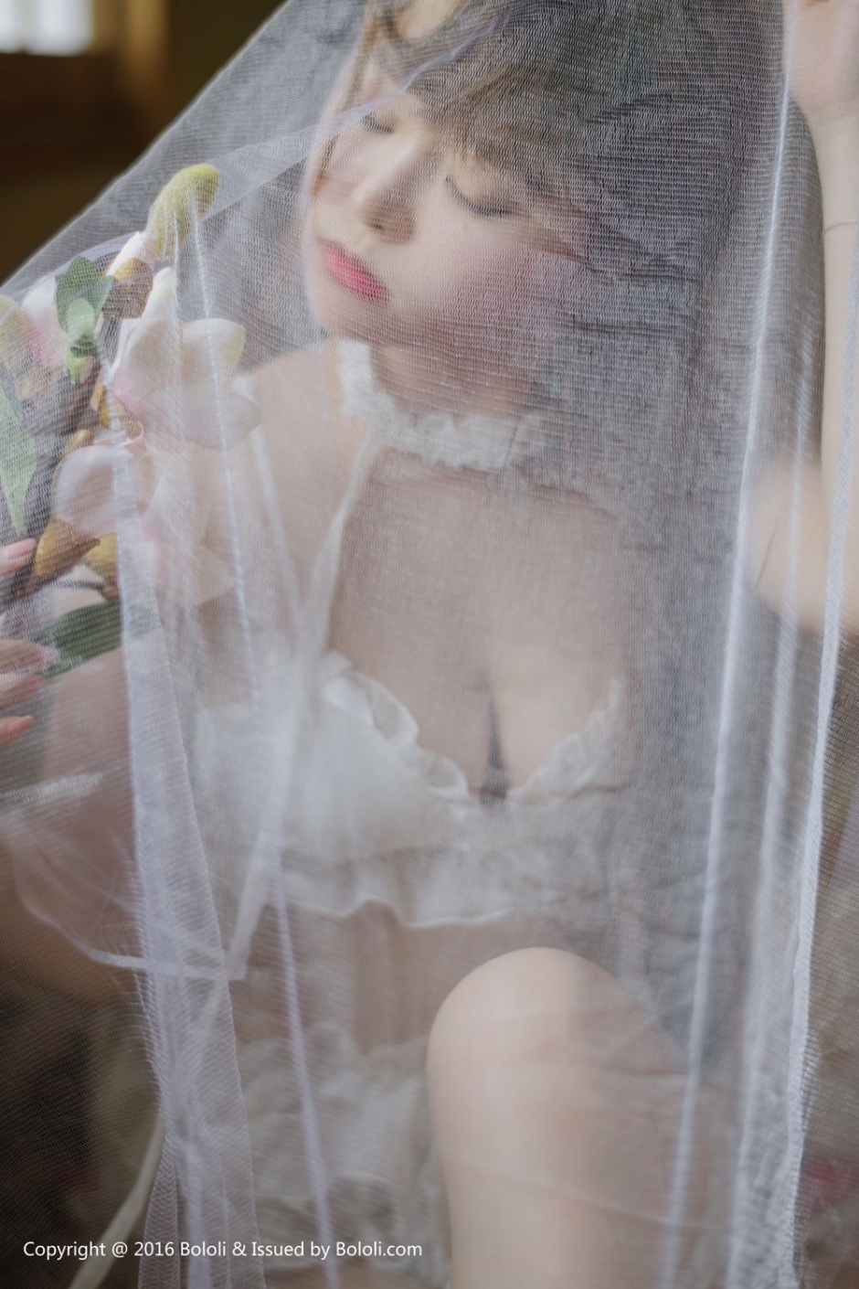 柳侑绮白色婚纱唯美少女风格写真-[BoLoli波萝社新刊] BOL.090