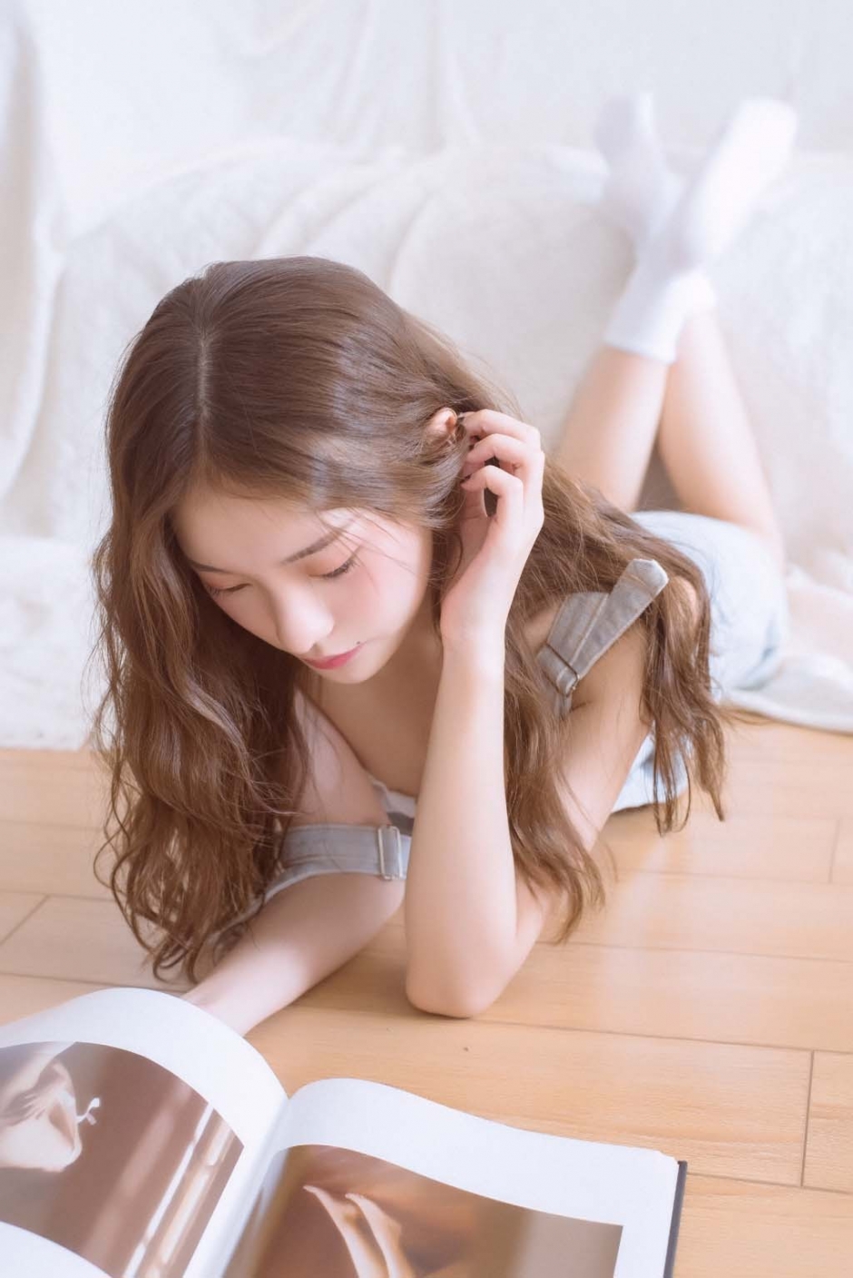 白色袜子治愈系清纯美女居家迷人私房美女写真