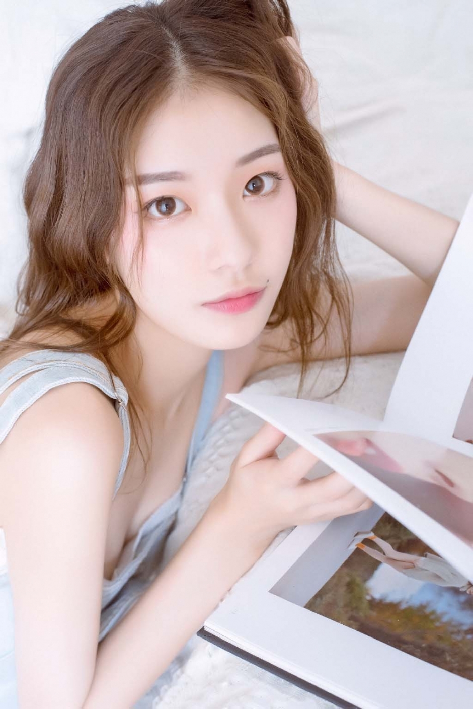 白色袜子治愈系清纯美女居家迷人私房美女写真