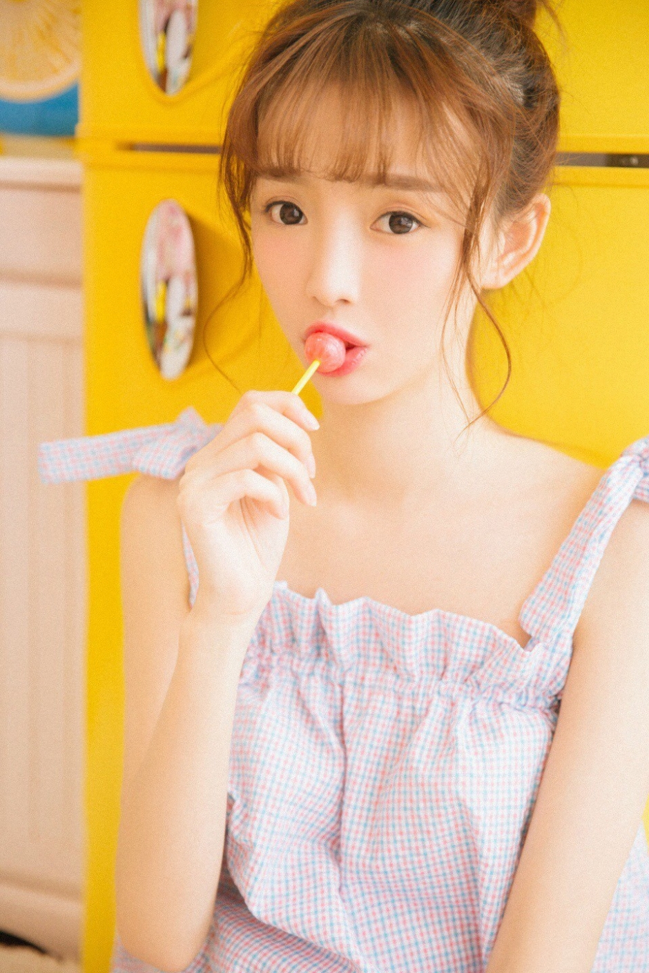 棒棒糖女孩充满元气可爱俏皮私房写真
