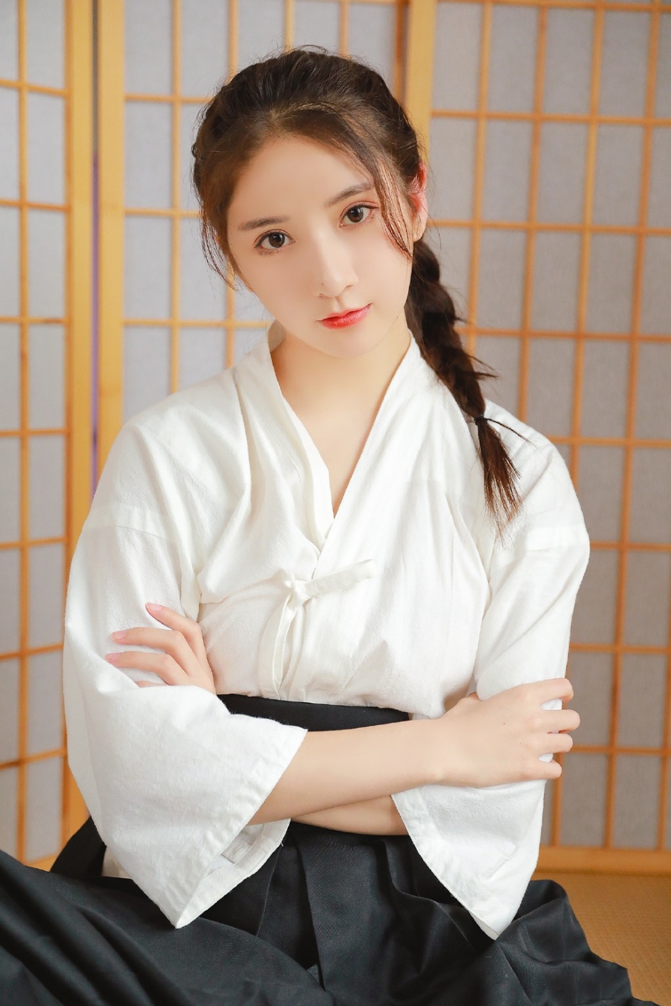 氧气剑道服美女樱唇粉面唯美清新闺房制服写真