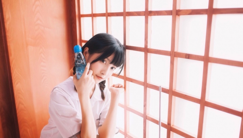 呆萌日系妹子jk制服居家唯美美女写真