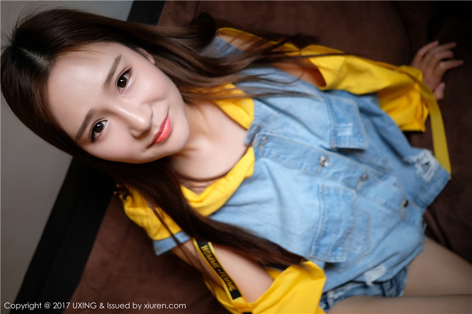 可爱无内萝莉秀人网羊羊Suger性感居家写真图片