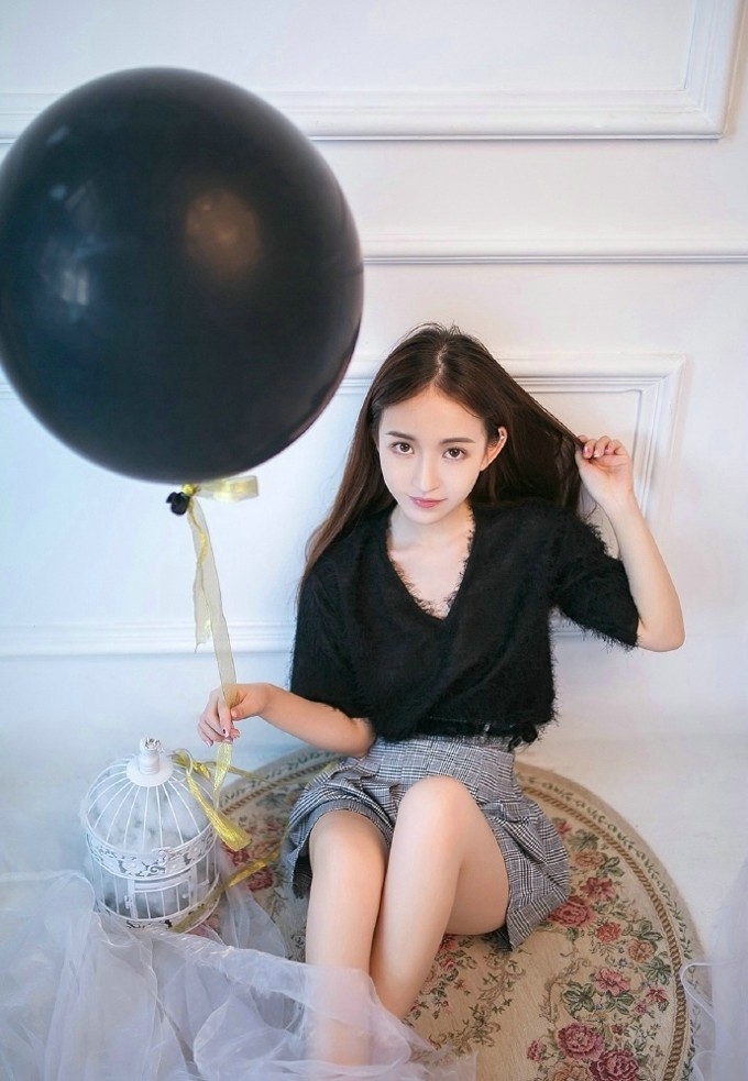 水灵灵大眼美女唯美气质养眼迷人私房图片写真