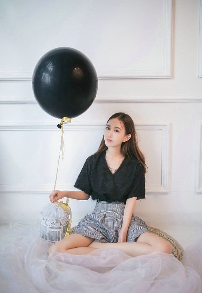 水灵灵大眼美女唯美气质养眼迷人私房图片写真