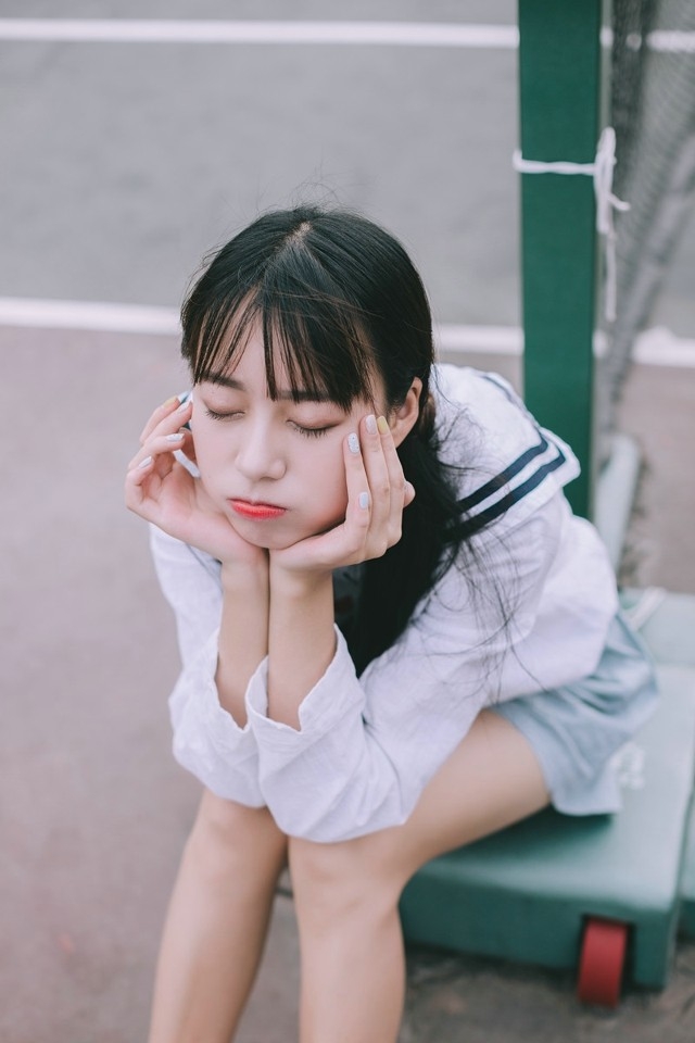 水灵灵大眼美女唯美气质养眼迷人私房图片写真