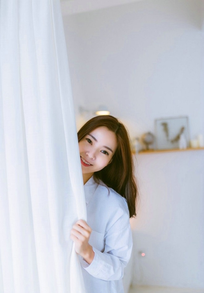 居家美女清纯甜美俏皮可爱唯美私房写真