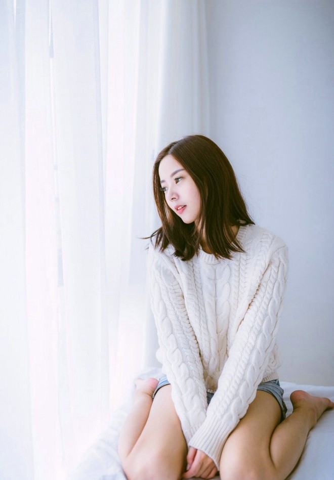 居家美女清纯甜美俏皮可爱唯美私房写真