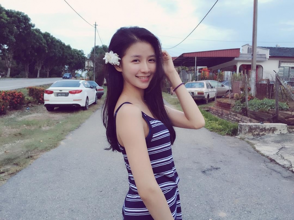 大马嘟嘟嘴清纯女神蔡卓宜治愈系笑容甜美图片