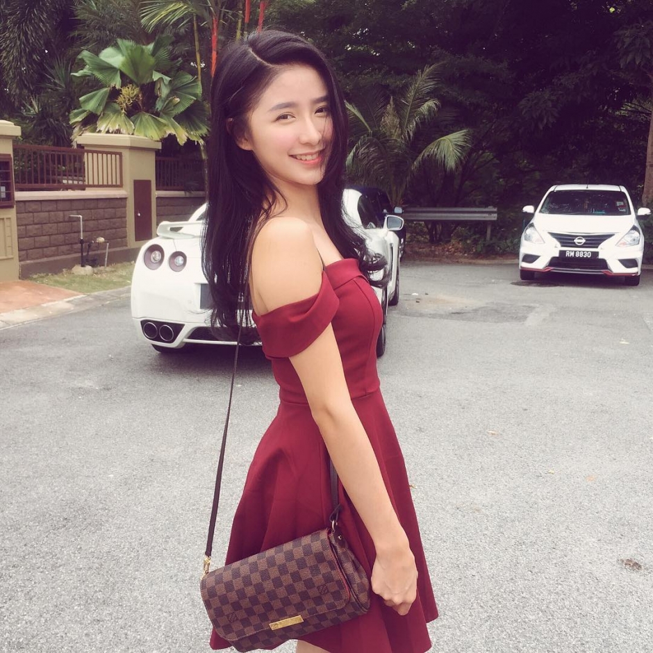 大马嘟嘟嘴清纯女神蔡卓宜治愈系笑容甜美图片