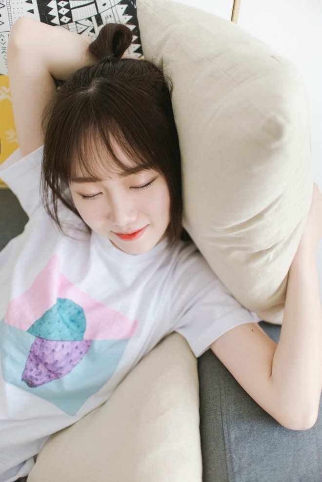 苹果头清纯美女萌妹纸私房可爱俏皮艺术写真