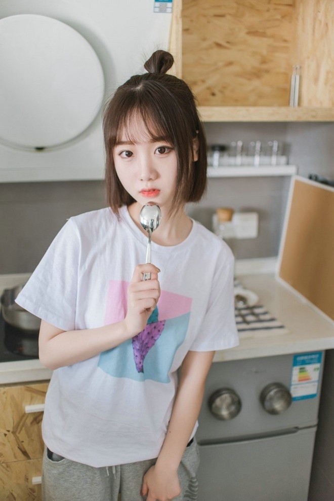 苹果头清纯美女萌妹纸私房可爱俏皮艺术写真