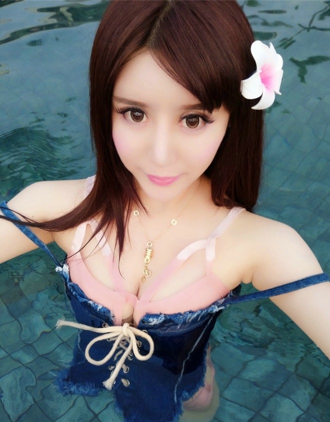 水下爆乳美女羙熙MiuMiu湿身大奶呼之欲出诱惑性感自拍图片