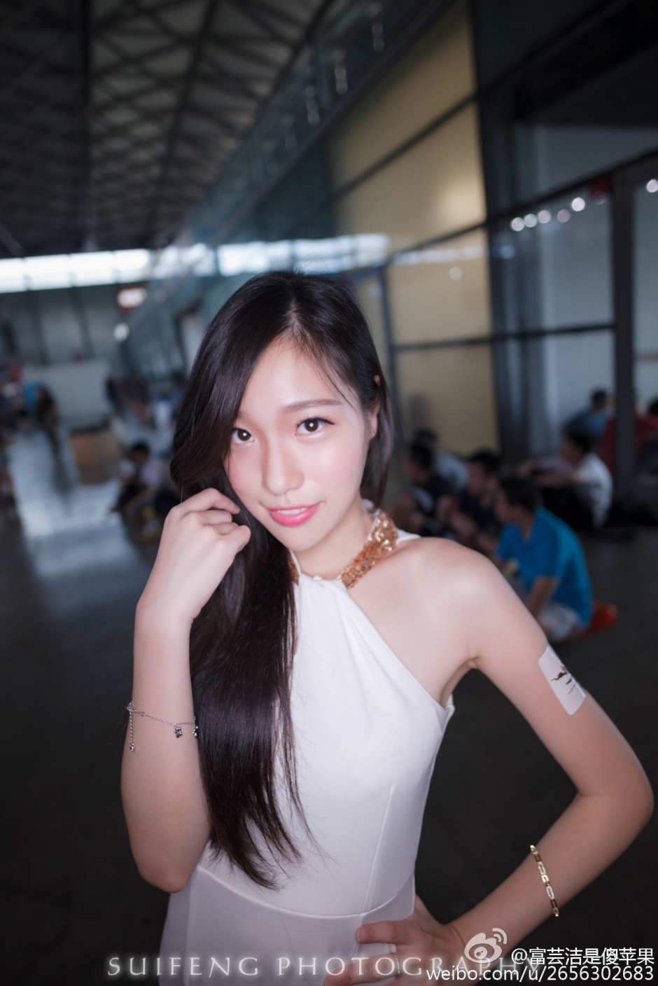 美腿嫩模富芸洁Apple现身2017上海ChinaJoy高清美拍图片