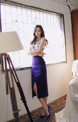 紫色魅惑内衣美女身材性感完美曲线大胆秀美胸私房美女图片