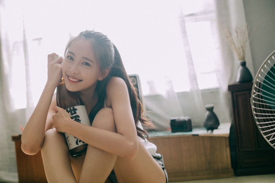 青春洋溢热情小美女可爱阳光力唯美艺术写真