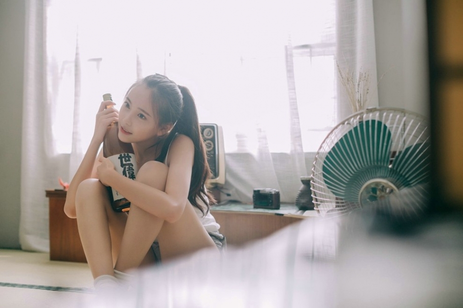 青春洋溢热情小美女可爱阳光力唯美艺术写真