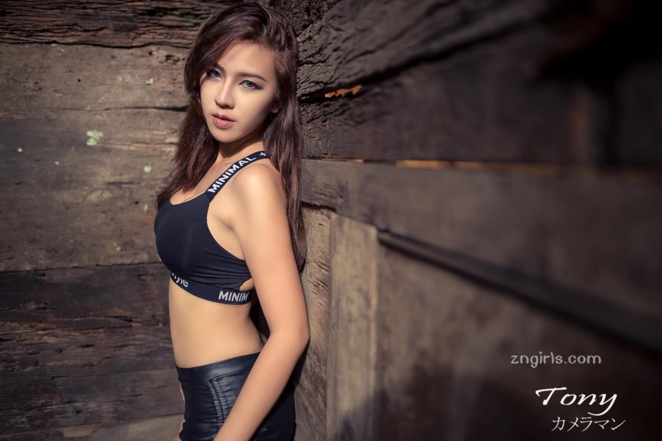 泰美人Parida Kumsopa蕾丝显爆乳美女血脉膨胀好性感