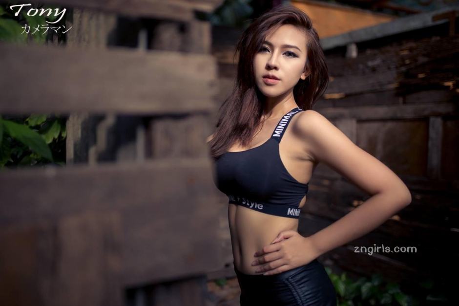 泰美人Parida Kumsopa蕾丝显爆乳美女血脉膨胀好性感