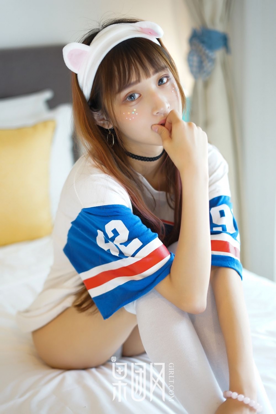 无辜表情小狐狸精果团网little贝壳人形初显清纯诱人