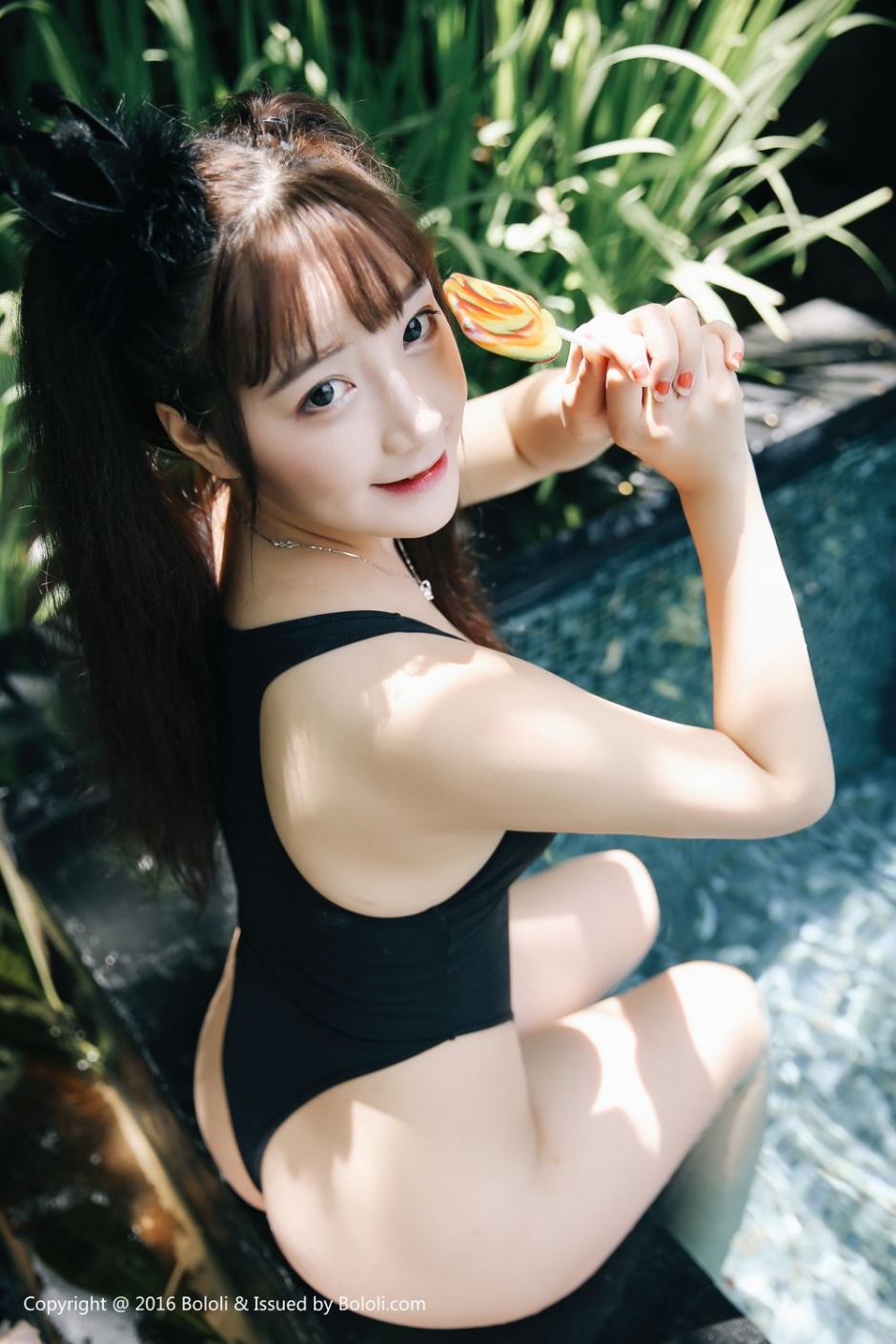 波萝社童颜波霸妹妹贴面诱惑深陷巨乳诱惑