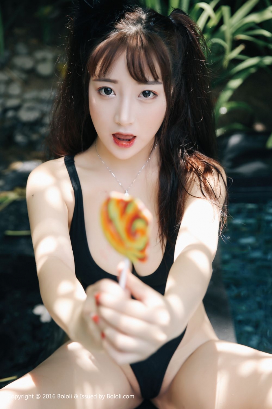 波萝社童颜波霸妹妹贴面诱惑深陷巨乳诱惑