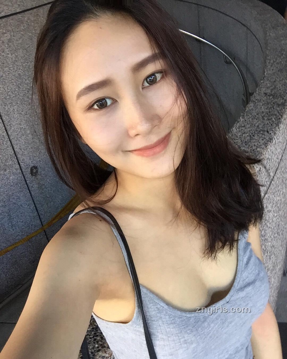 中越混血美女顾庭瑄高颜值美腿美胸美背三绝