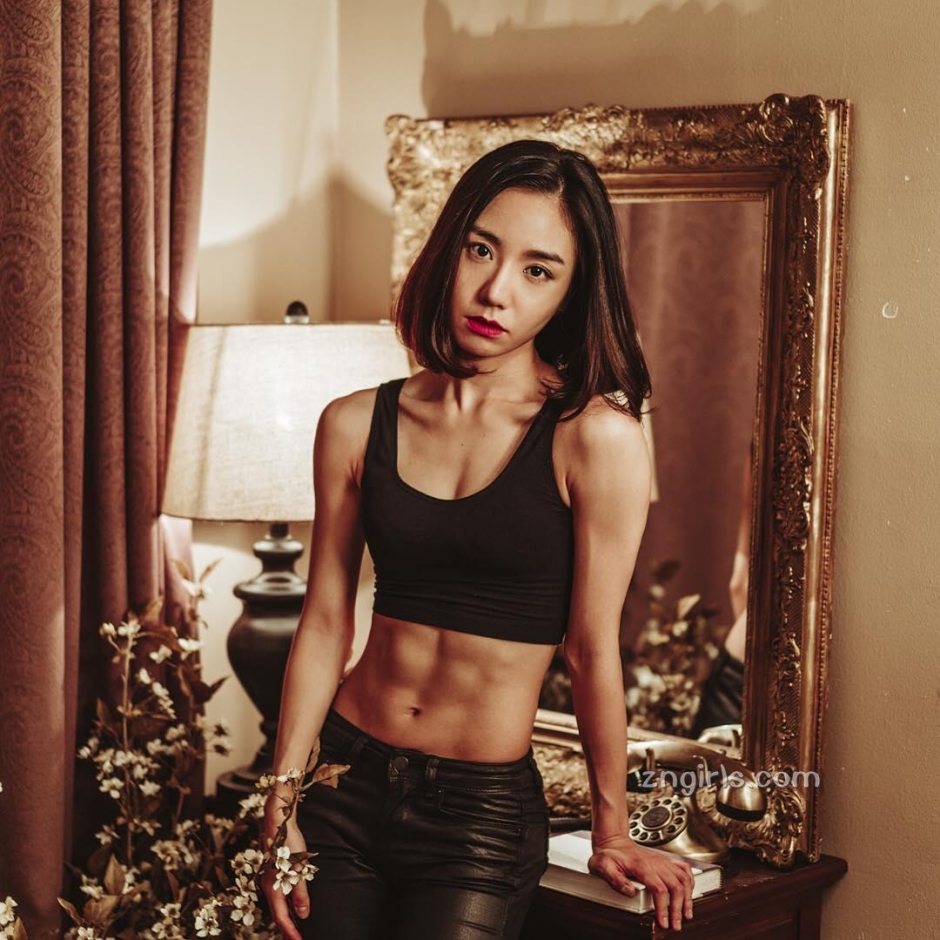 May J Lee韩国清纯甜美系女神可爱与性感并存生活照