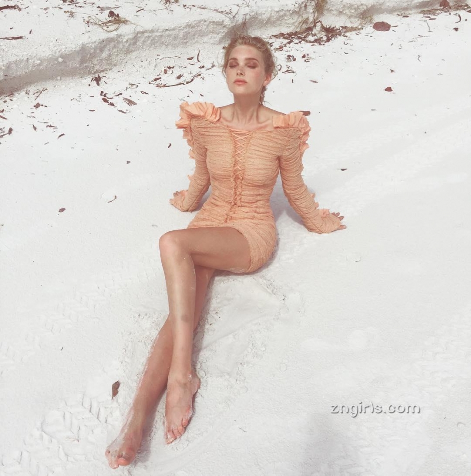 瑞典模特Elsa Hosk比基尼火辣写真