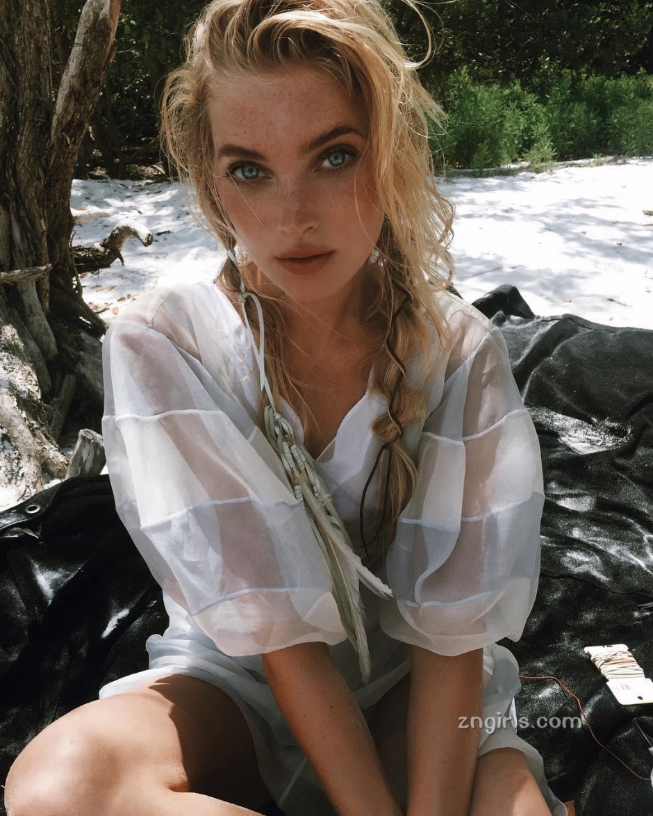 瑞典模特Elsa Hosk比基尼火辣写真