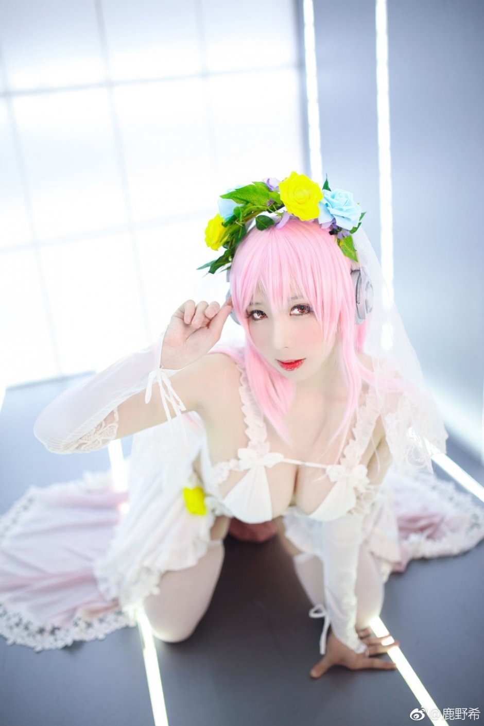 美女萝莉鹿野希女仆装诱人写真