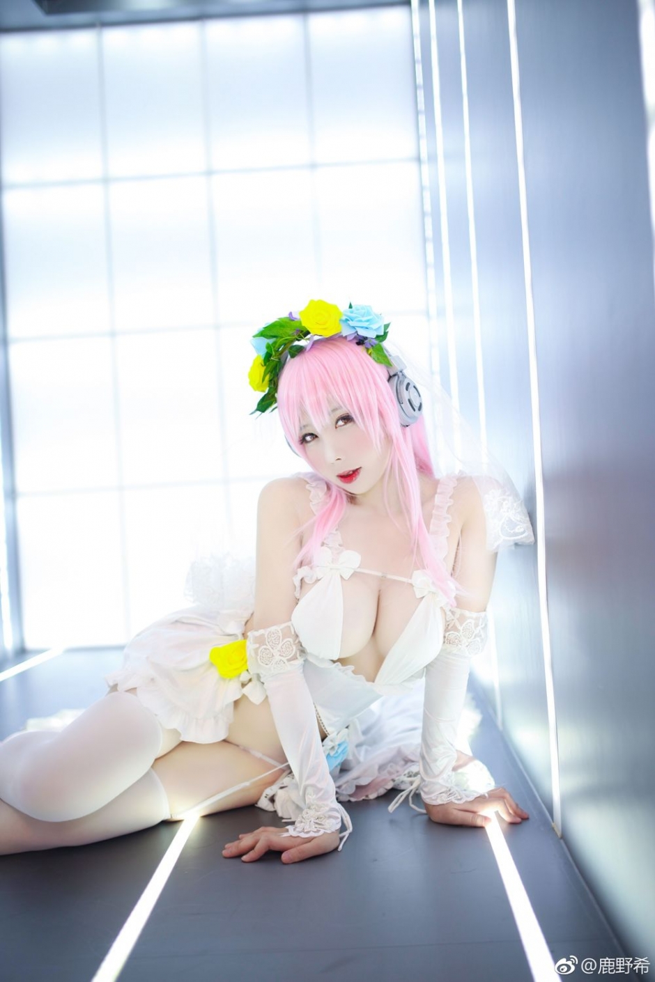 美女萝莉鹿野希女仆装诱人写真