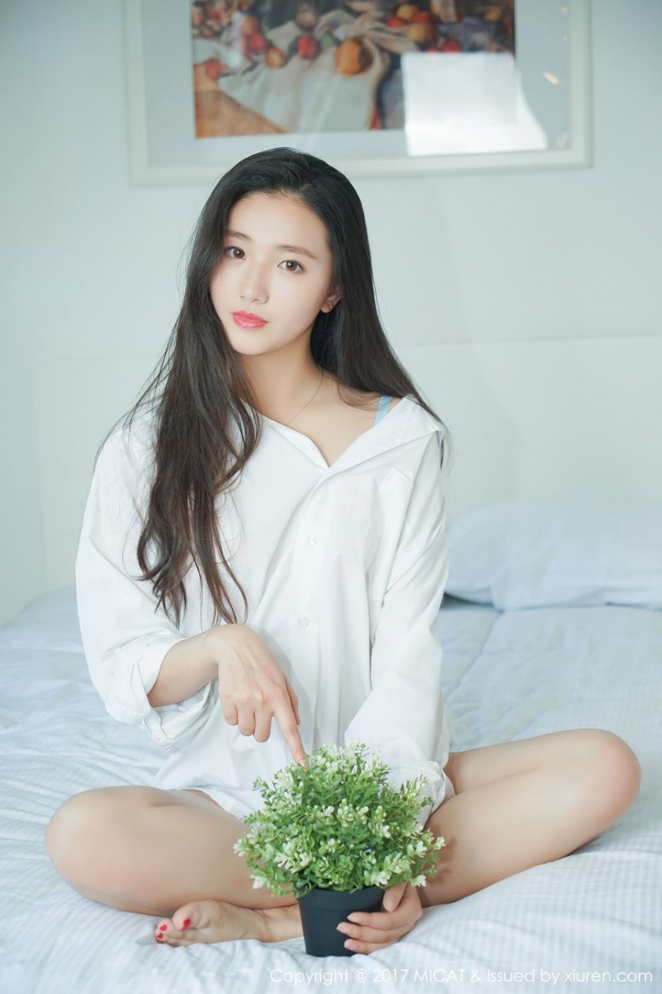 清纯少女画画sugar白丝诱人写真