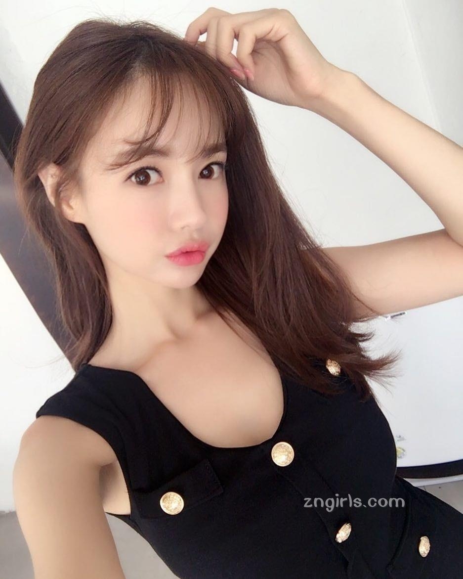 韩国模特慧美高雅气质写真风韵十足