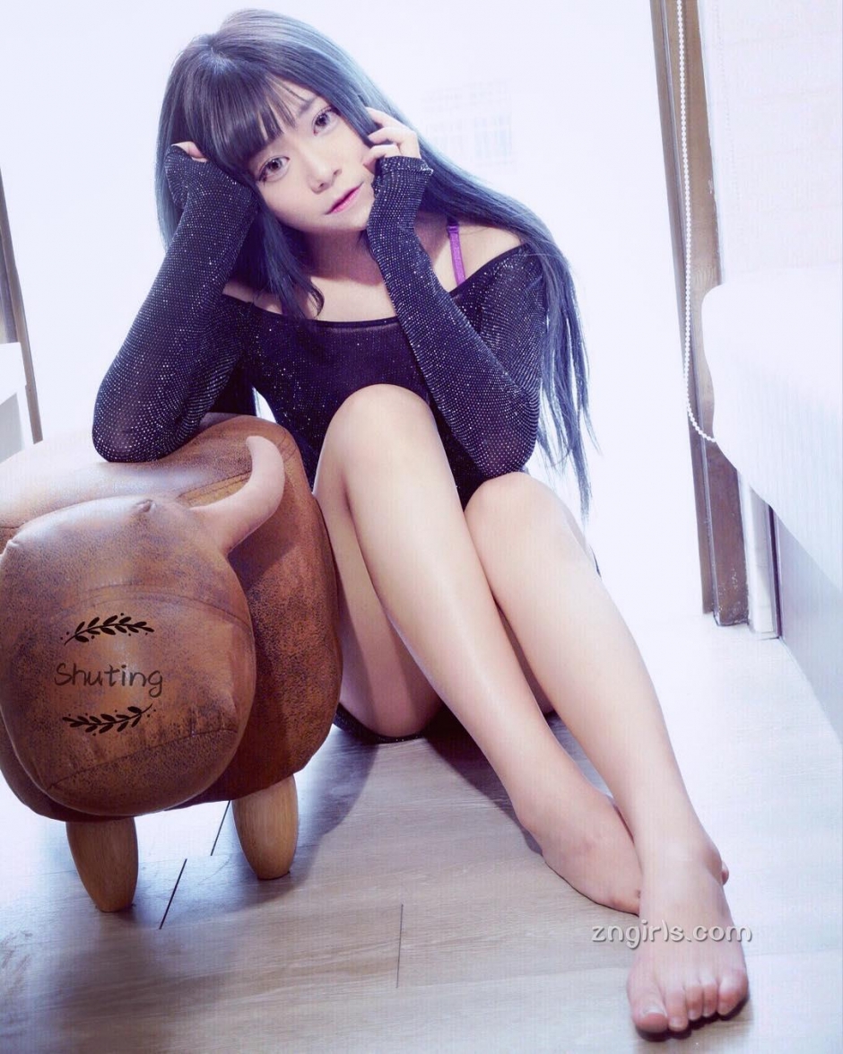 可爱美少女郭紓婷私房性感写真