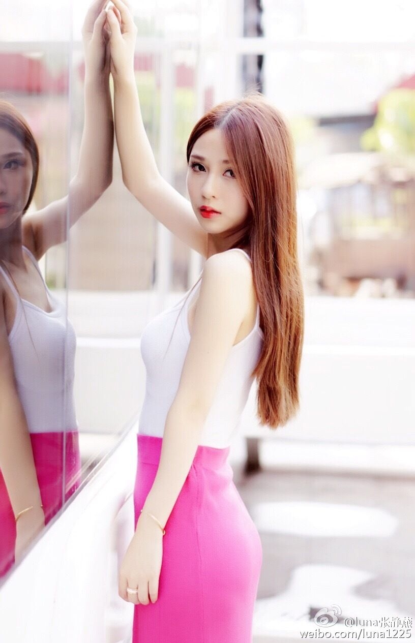 气质美女张静燕微博私房写真