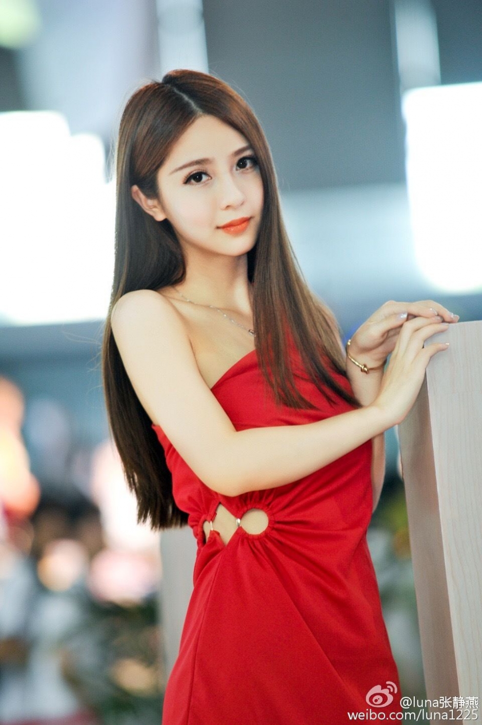 气质美女张静燕微博私房写真