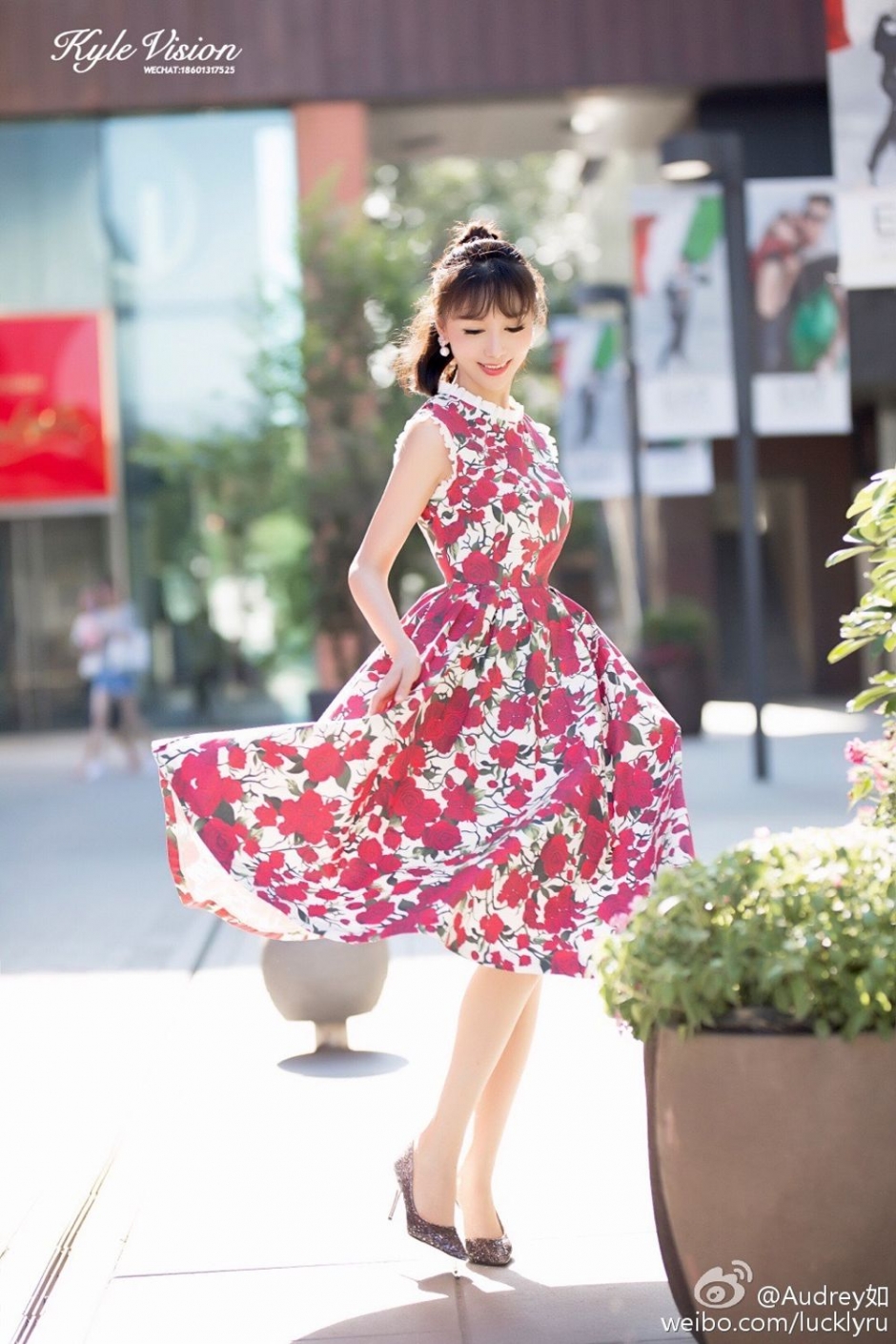 美女模特Audrey如街拍唯美写真清爽迷人