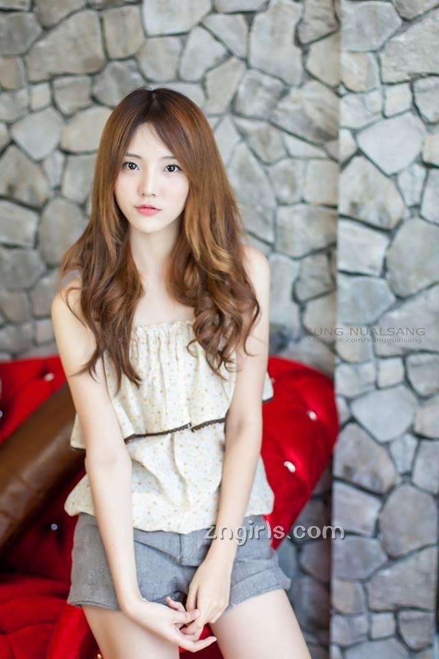 泰国精灵系清新萌妹 Nenezsnp的高颜值还有甜笑