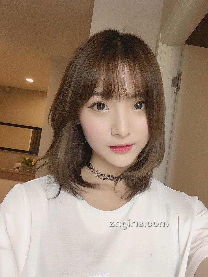 泰国精灵系清新萌妹 Nenezsnp的高颜值还有甜笑