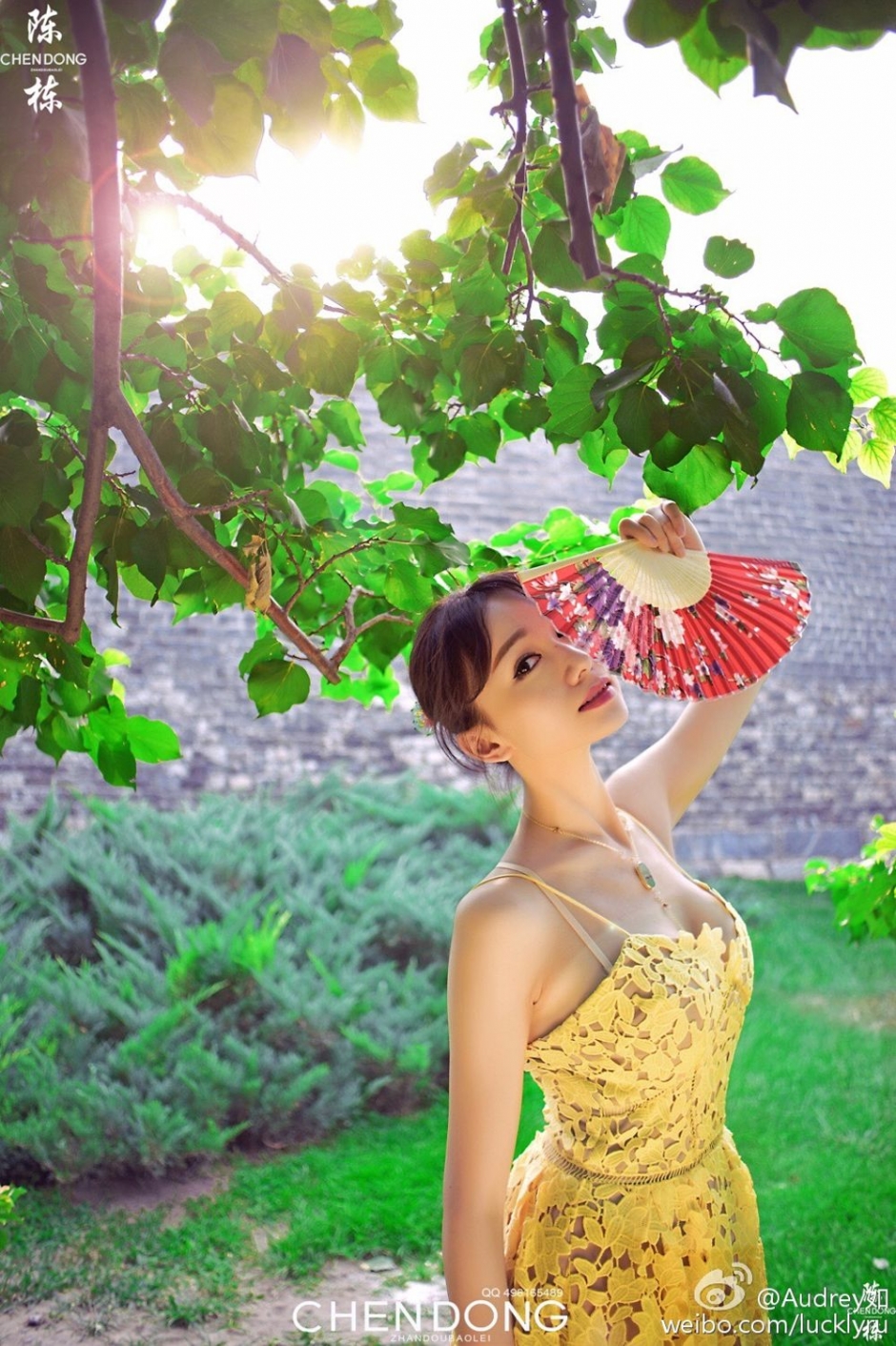 美女模特Audrey如街拍唯美写真清爽迷人