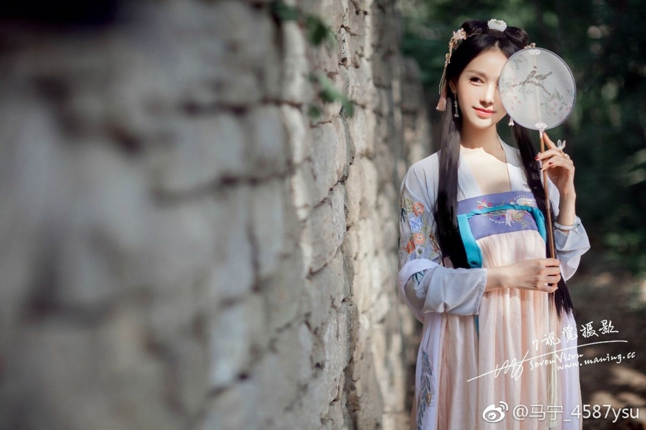 古典美人Audrey如 风姿卓越十里桃花