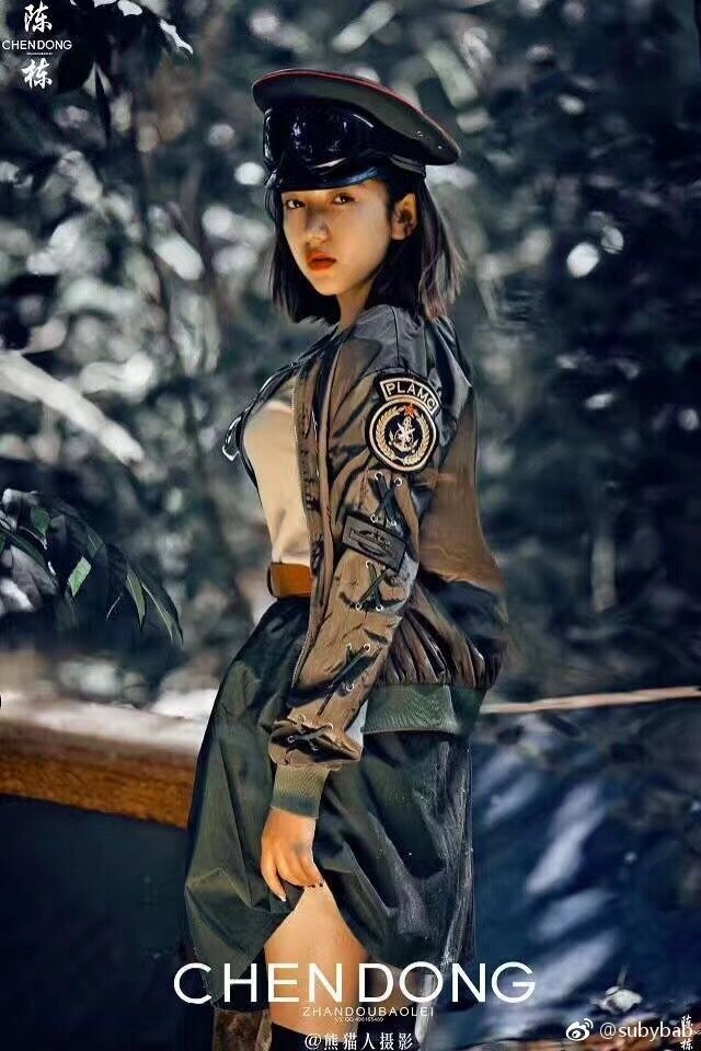 维族美女苏比 微博时尚私房写真