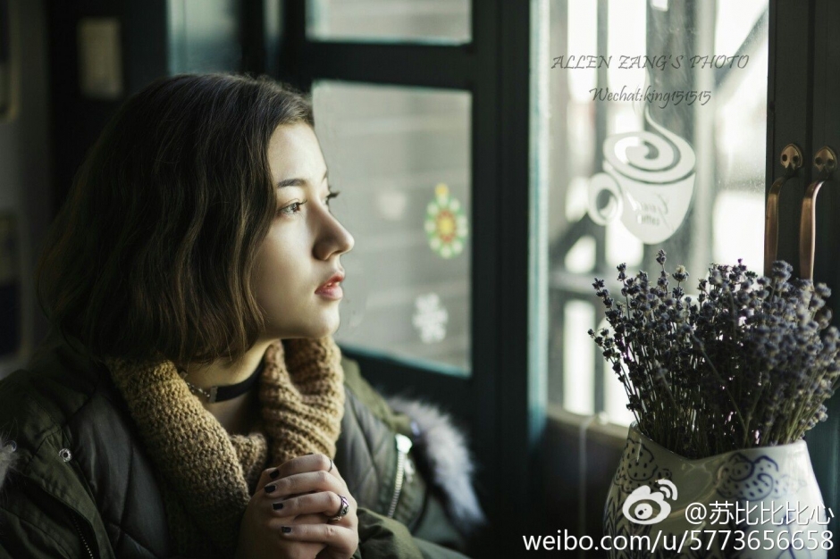 维族美女苏比 微博时尚私房写真