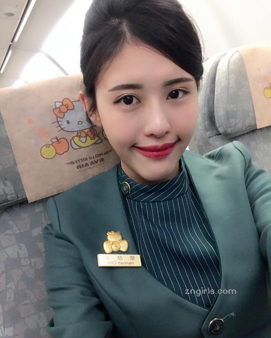 台湾美女校花覃楚邗比基尼私房照