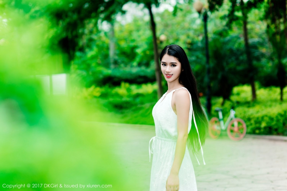 美女化妆师阿宝宝 纯情少女丰乳肥臀