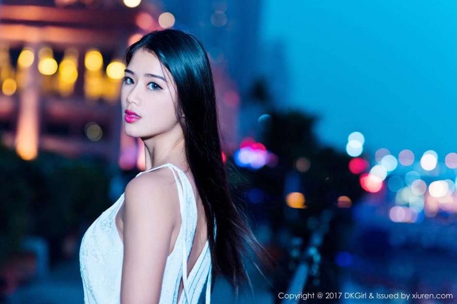 美女化妆师阿宝宝 纯情少女丰乳肥臀