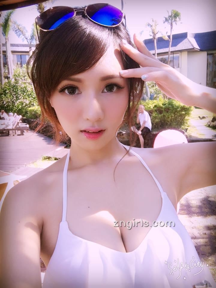 甜美正妹护理师Amber小柔靓丽私房照