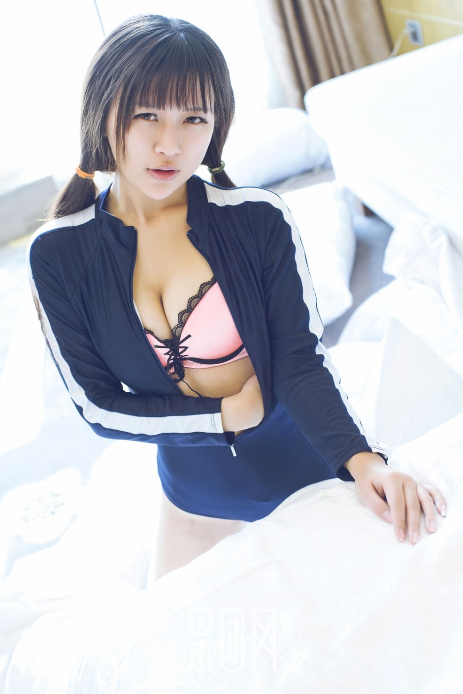 新晋模特熙恩 日系学生风来袭