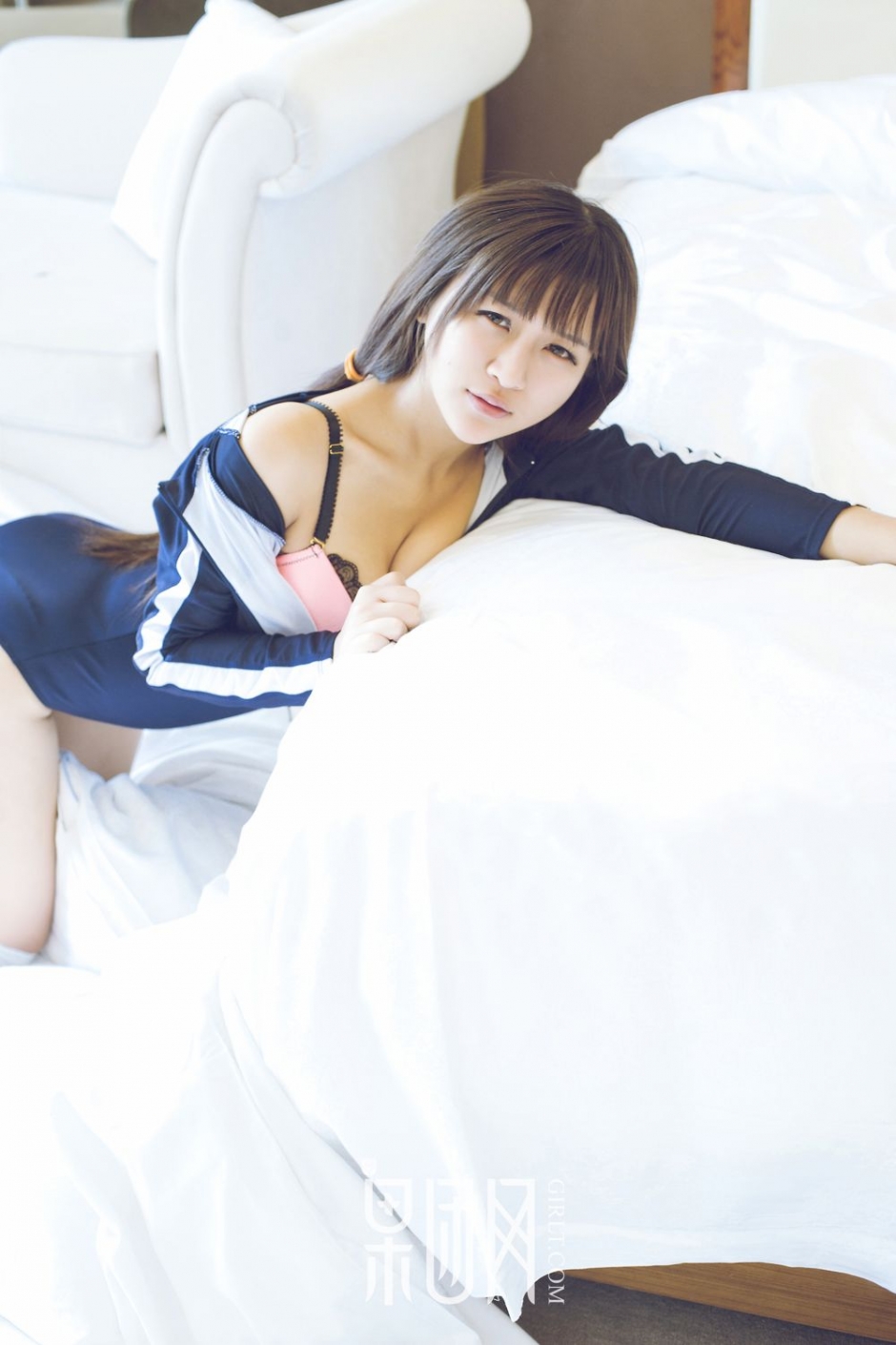 新晋模特熙恩 日系学生风来袭